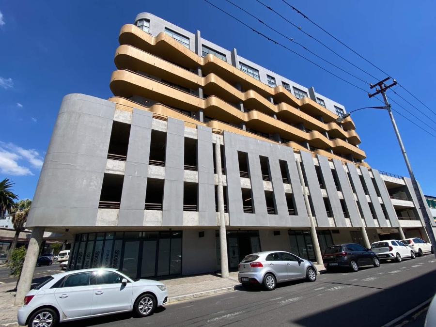 1 Bedroom Property for Sale in Woodstock Western Cape